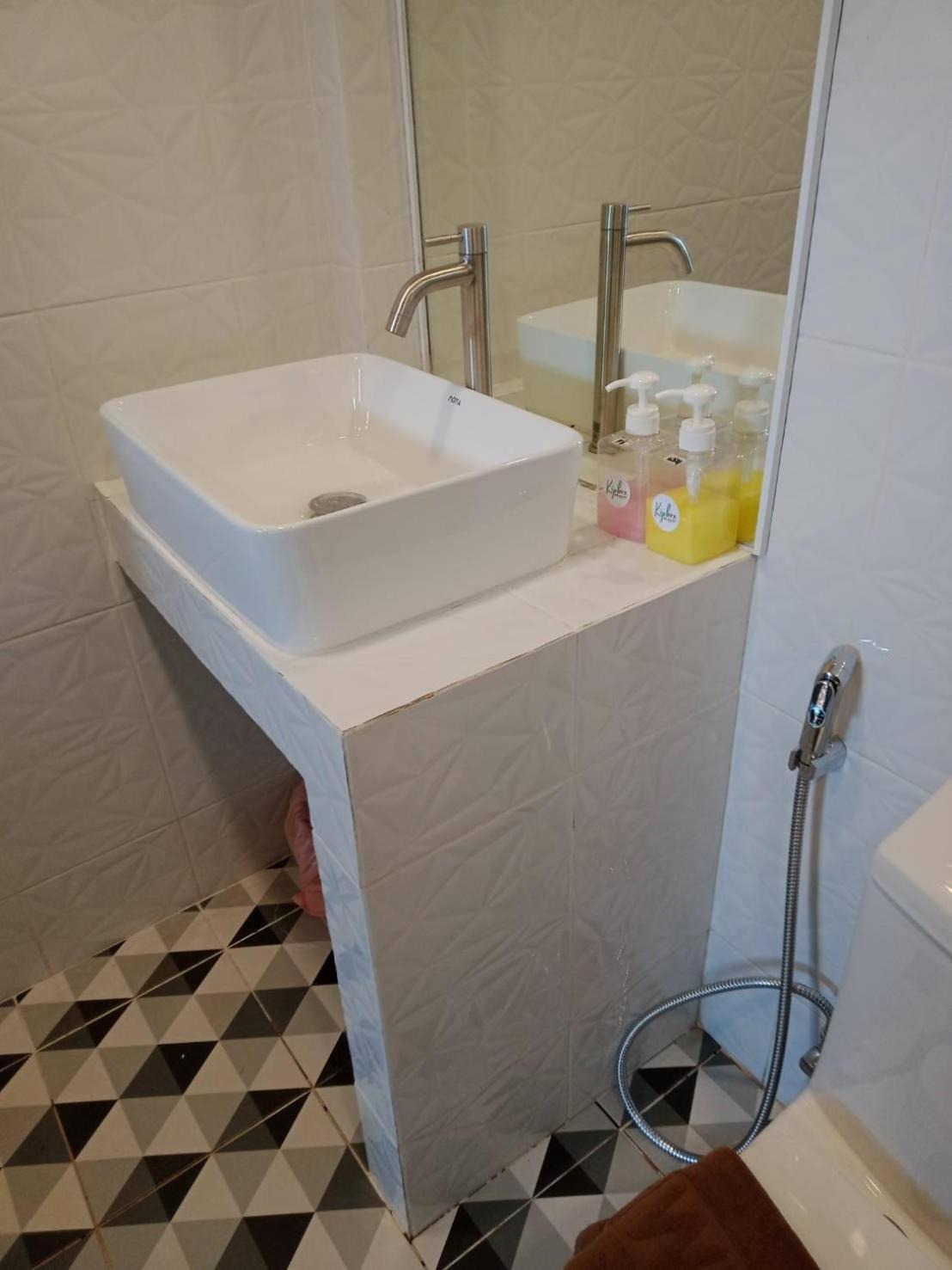 Kipbox Hotel Транг Экстерьер фото